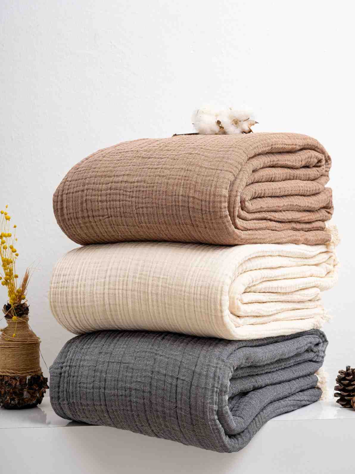 Queen 4-Layer Turkish Muslin Cotton Blanket, 95 x 95 Inch – view 2