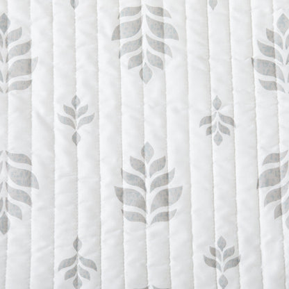 French Floral Lightweight Quilt Set – Colette Collection – view 3