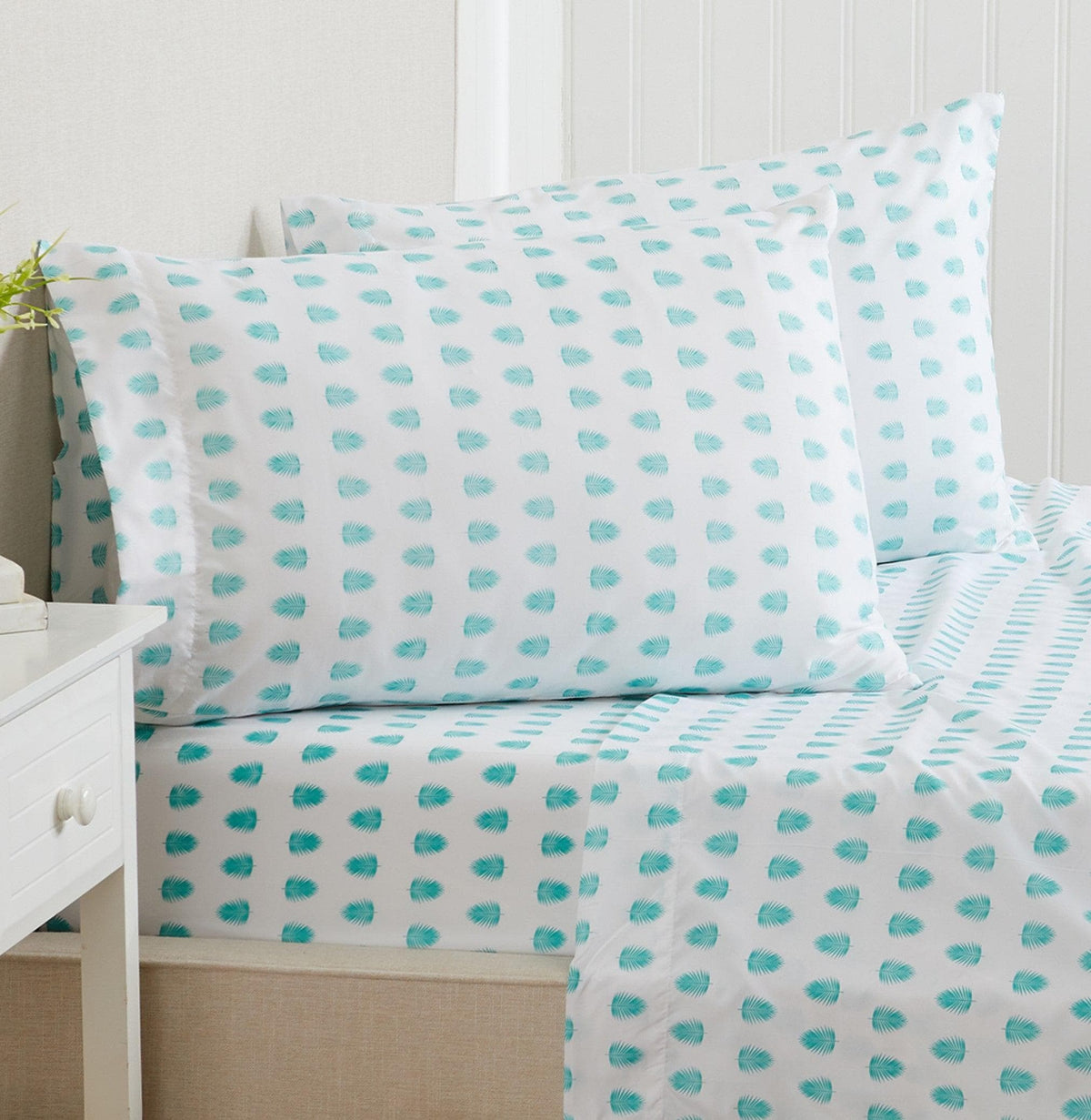 Coastal Print Lightweight Microfiber Sheet Set – Soft Comfort – view 3