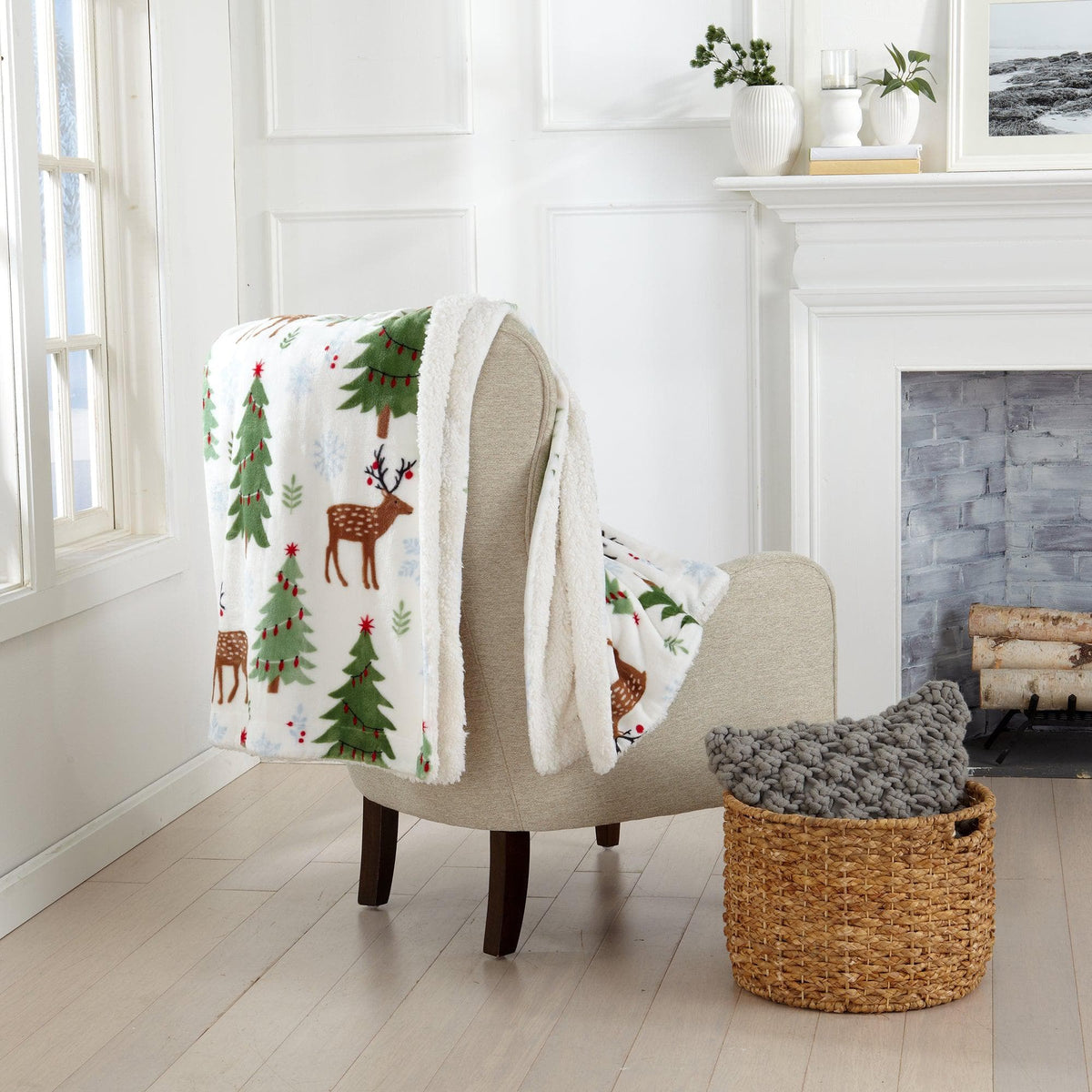 Eve Collection Holiday Velvet Plush Sherpa Throw Blanket, 50 x 60 – view 16