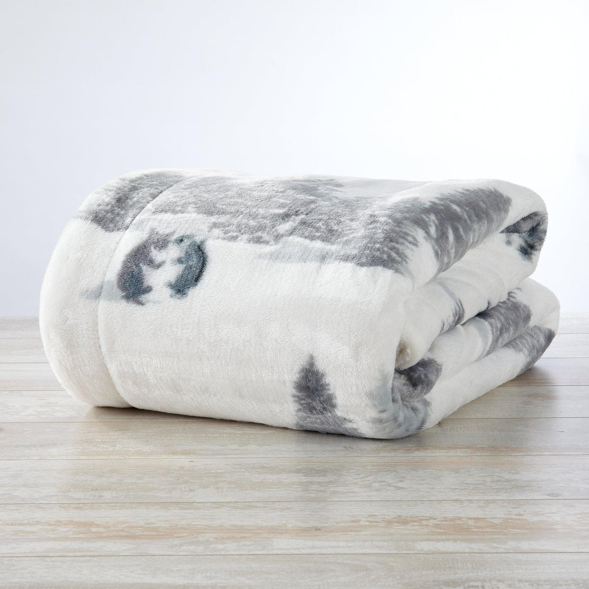 Hudson Collection Velvet Plush Sherpa Throw Blanket, 50 x 60 – view 24