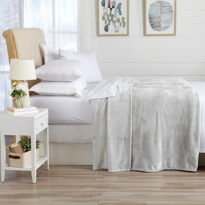 Avianna Collection Velvet Plush Bed Blanket in Twin to King and Throw – view 27