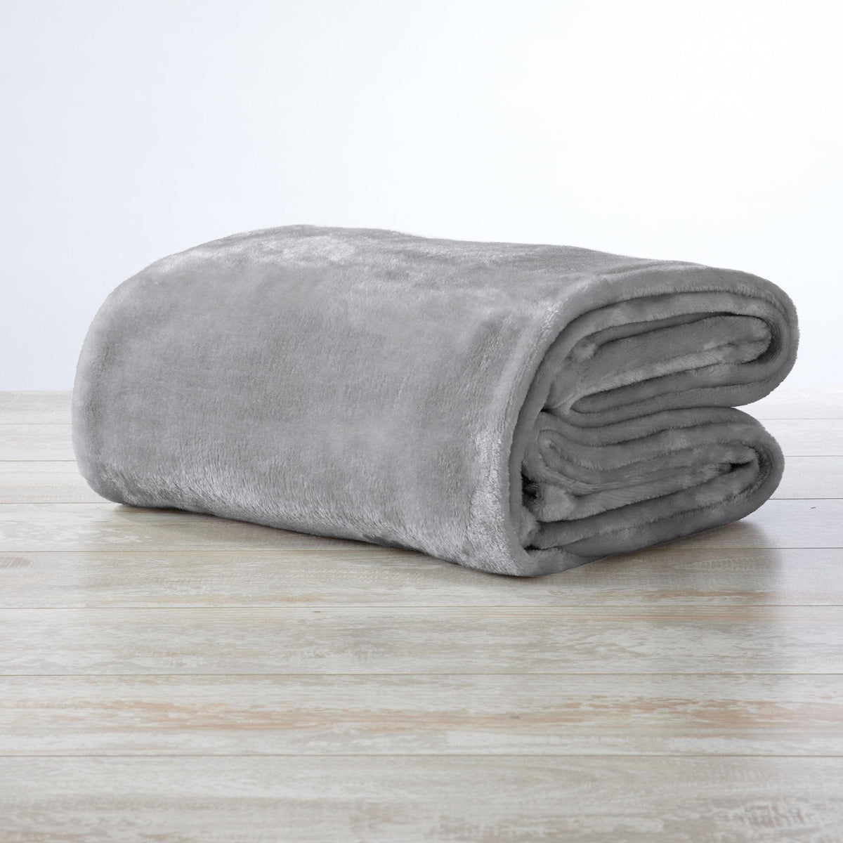 Avianna Collection Velvet Plush Bed Blanket in Twin to King and Throw – view 18