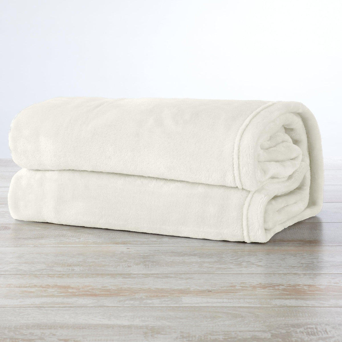 Avianna Collection Velvet Plush Bed Blanket in Twin to King and Throw – view 35