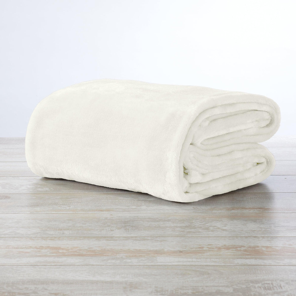 Avianna Collection Velvet Plush Bed Blanket in Twin to King and Throw – view 36