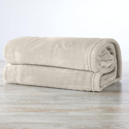 Avianna Collection Velvet Plush Bed Blanket in Twin to King and Throw – view 23