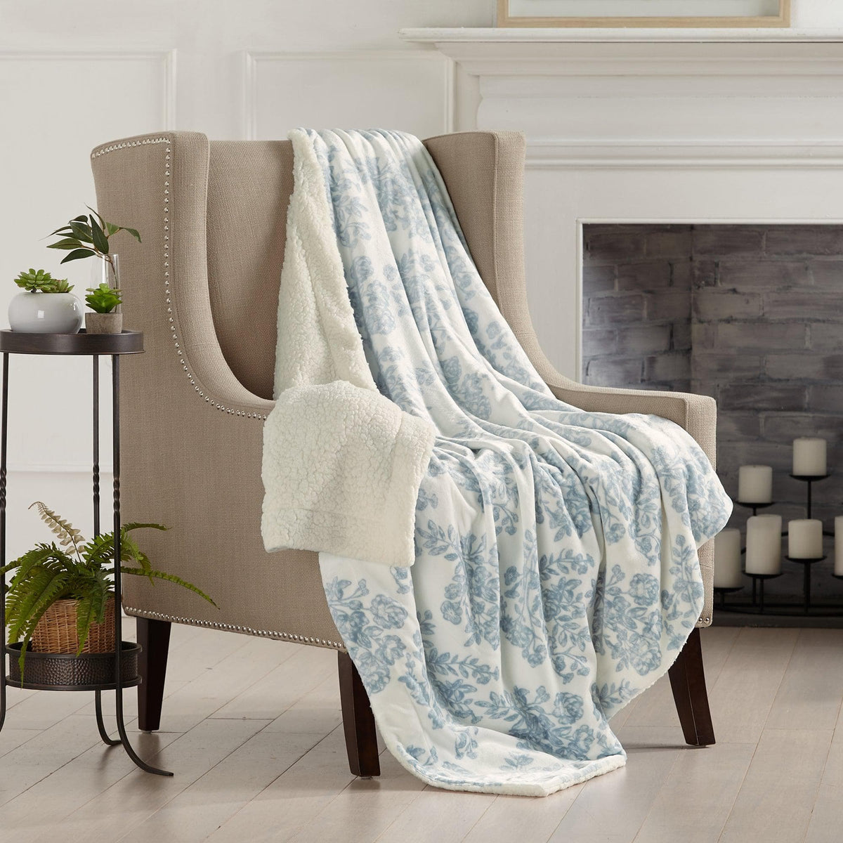 Cielo Collection Reversible Velvet Plush Sherpa Luxury Bed Blanket – view 10