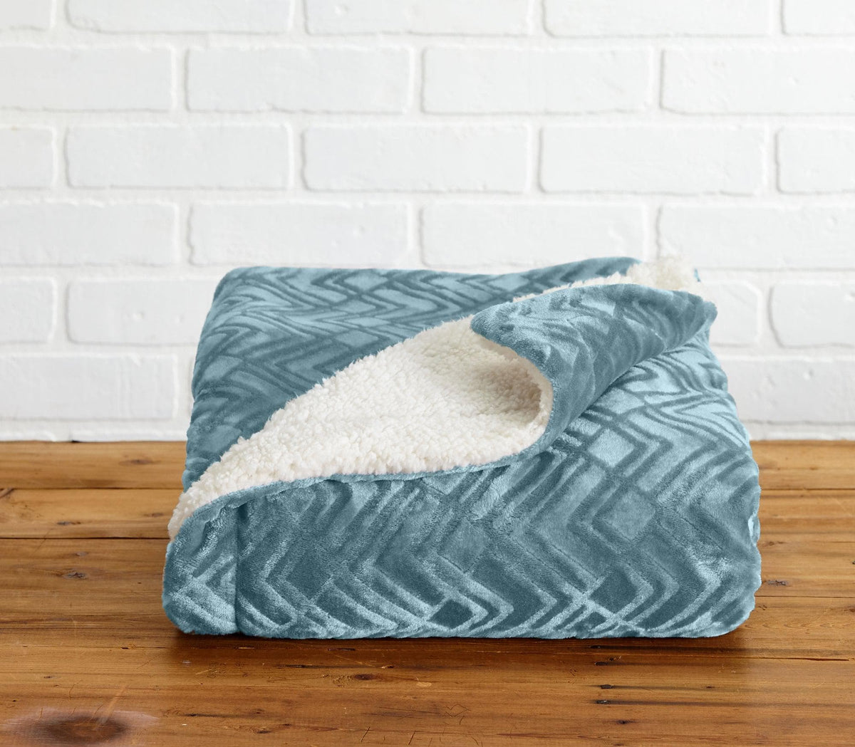 Cielo Collection Reversible Velvet Plush Sherpa Luxury Bed Blanket – view 46