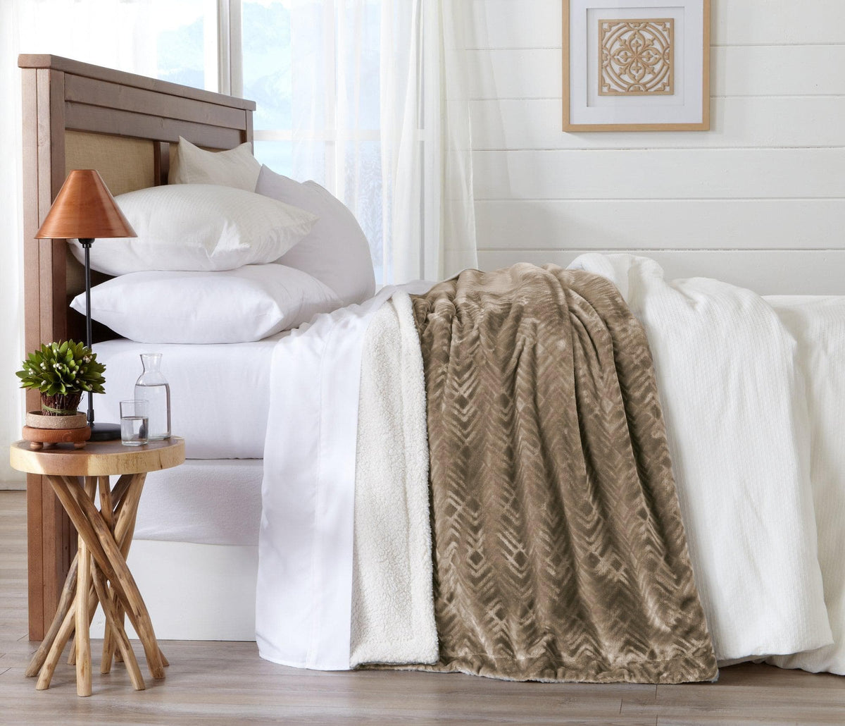 Cielo Collection Reversible Velvet Plush Sherpa Luxury Bed Blanket – view 35