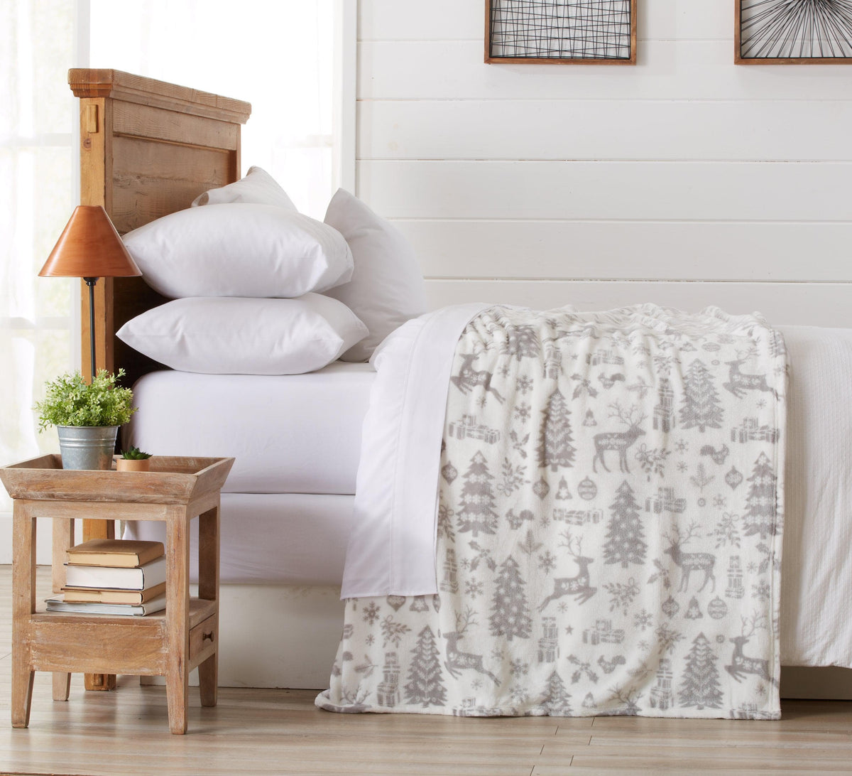 Pearl Collection Holiday Print Velvet Plush Throw and Bed Blanket – view 3