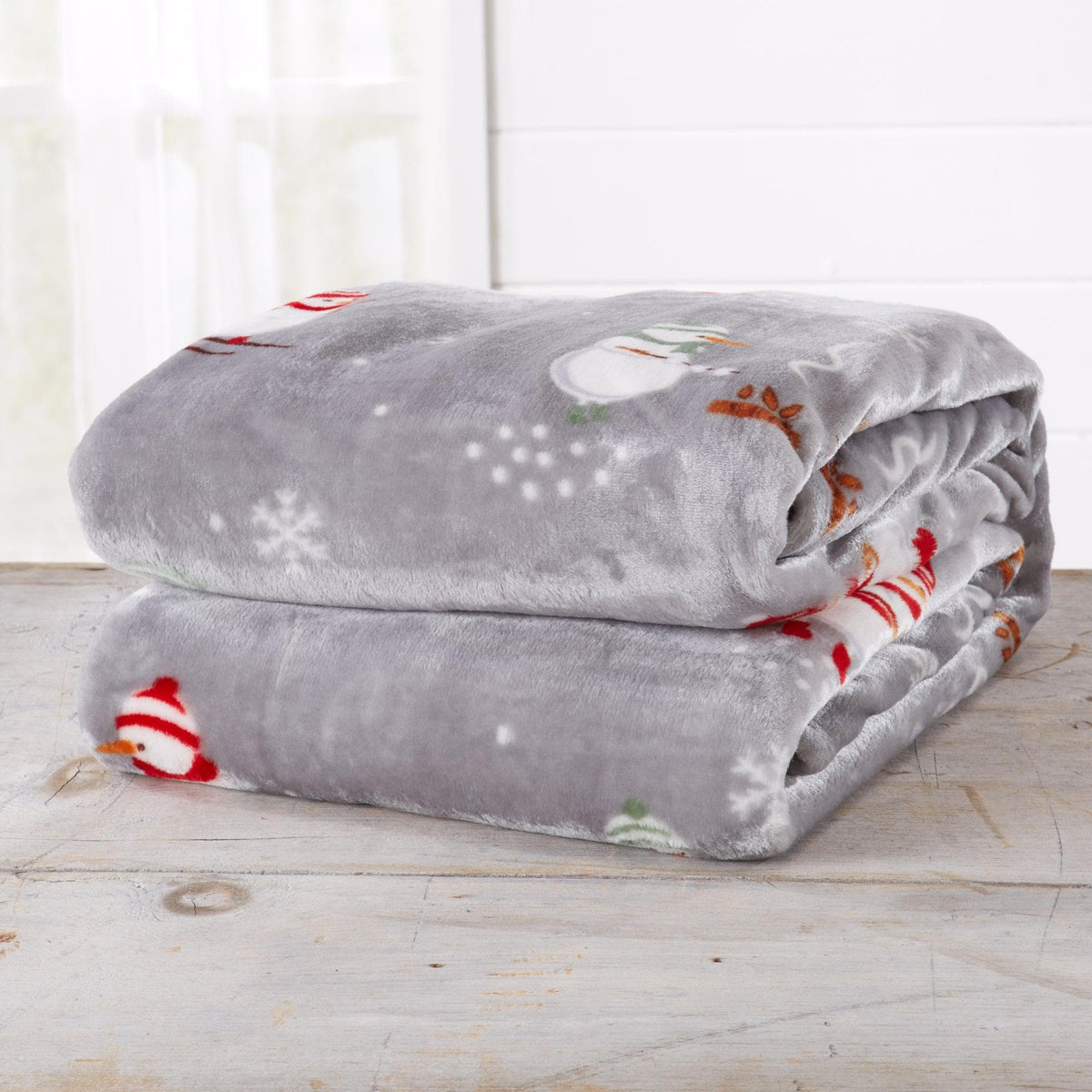 Pearl Collection Holiday Print Velvet Plush Throw and Bed Blanket – view 30