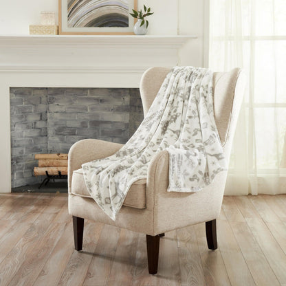 Pearl Collection Holiday Print Velvet Plush Throw and Bed Blanket – view 2