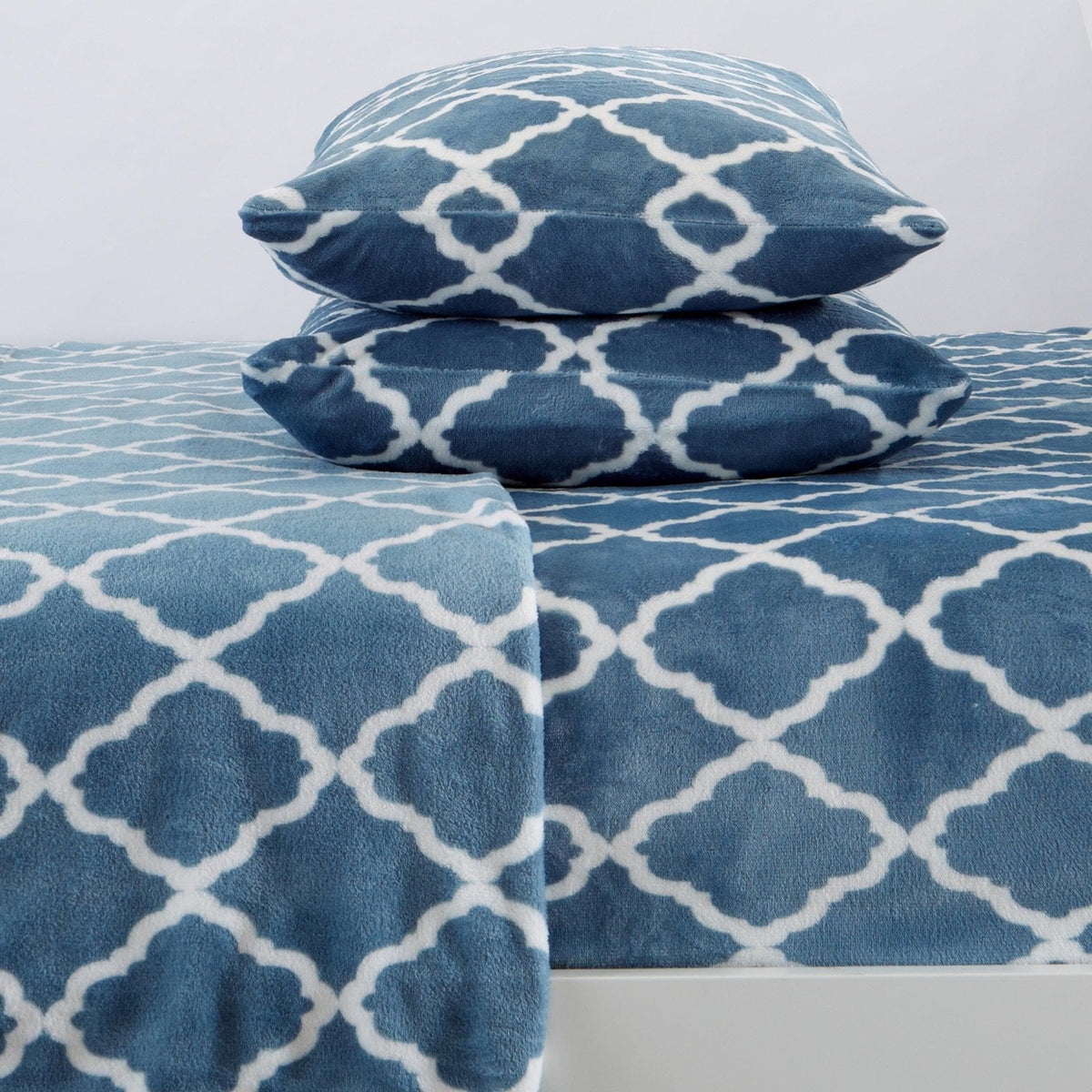 Printed Velvet Plush Sheet Set – Velvet Luxe Lattice Collection – view 8