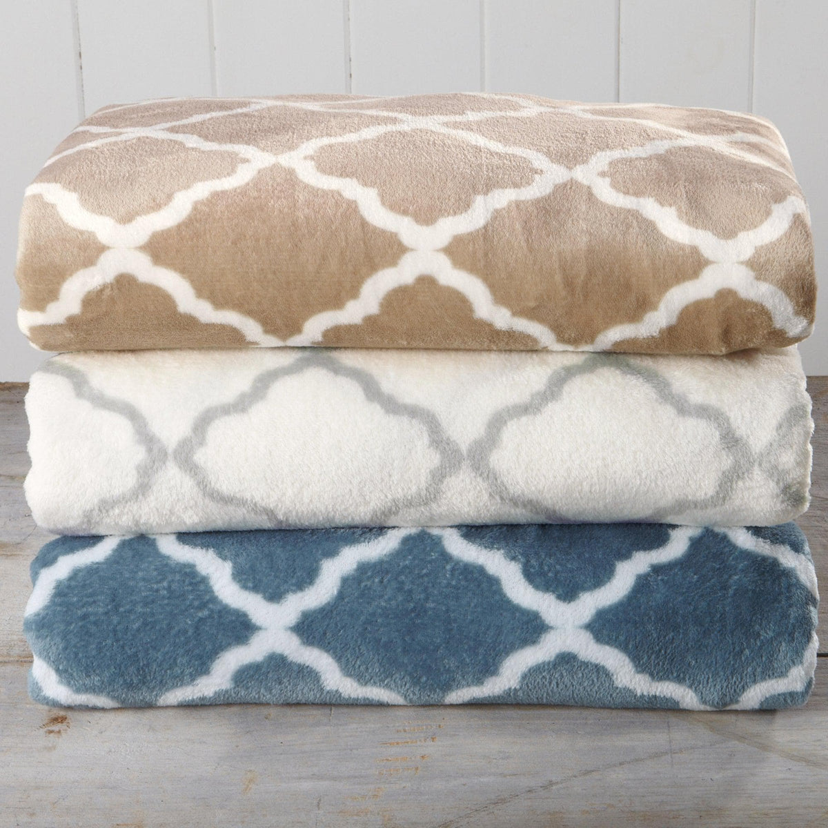 Printed Velvet Plush Sheet Set – Velvet Luxe Lattice Collection – view 12