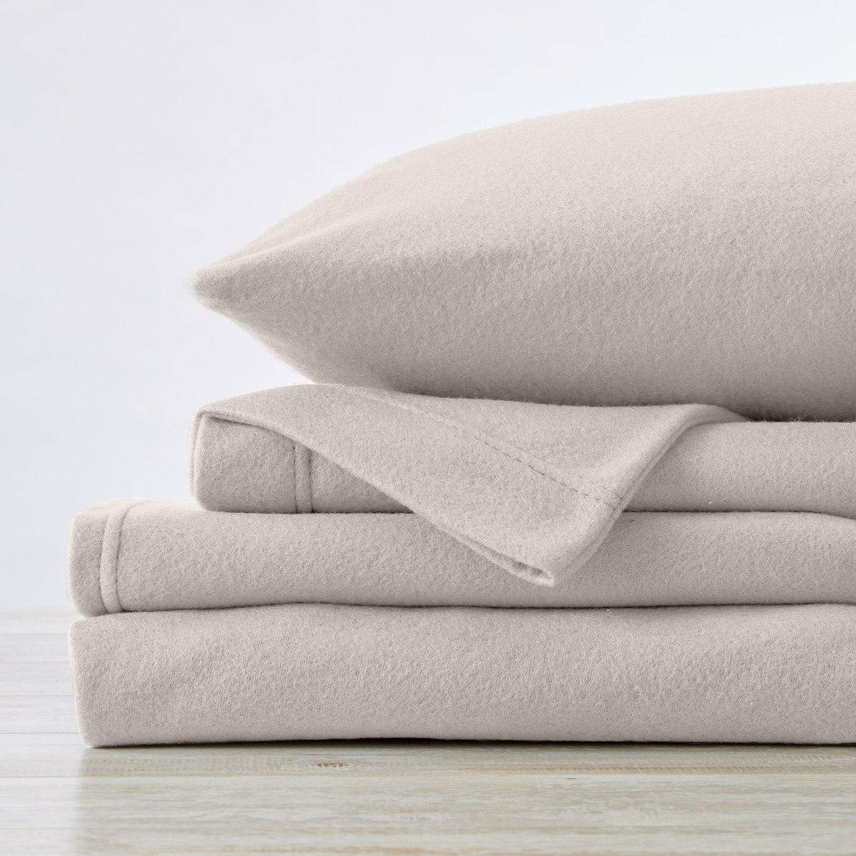 Solid Polyester Fleece Sheet Set – Christina Collection – view 4