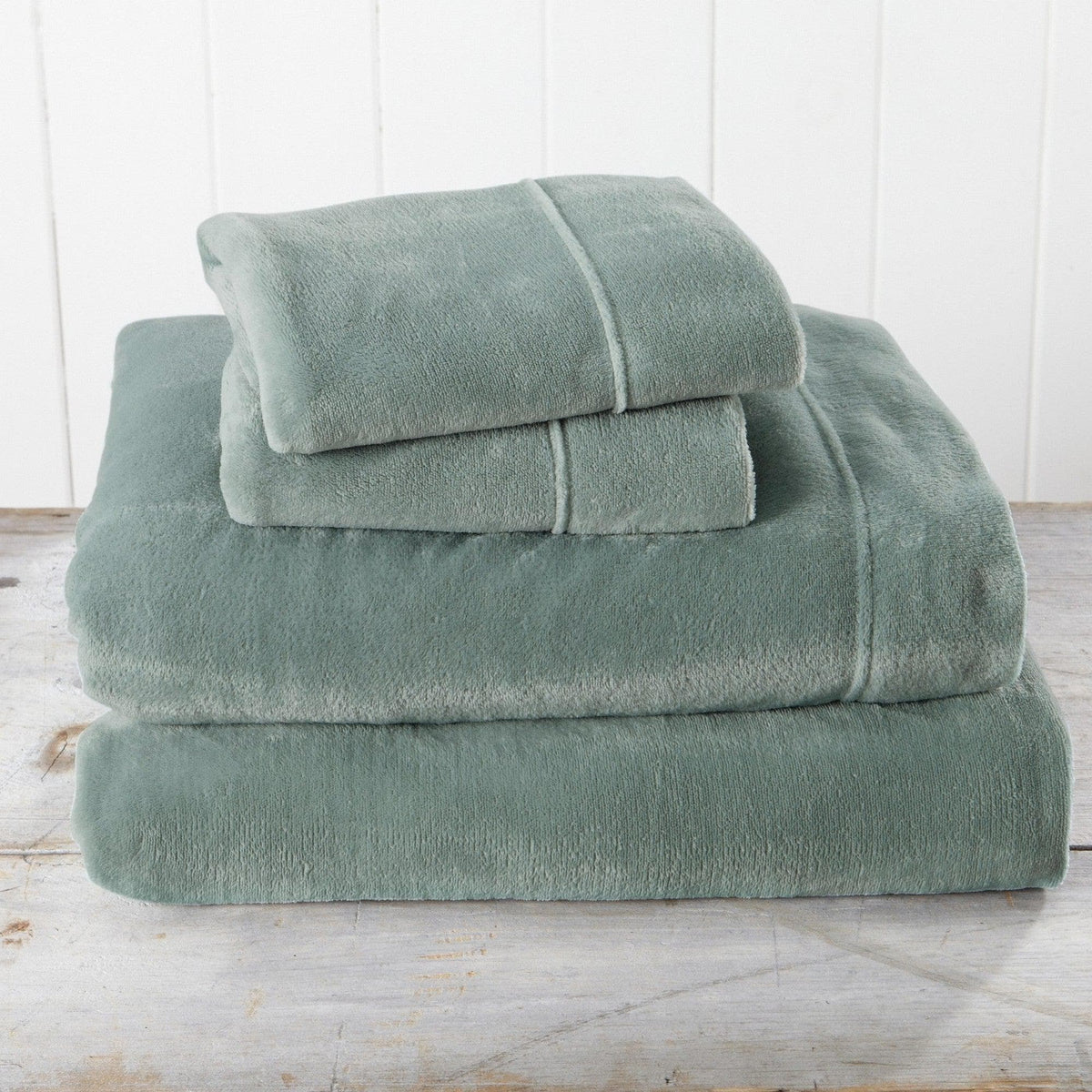 Solid Velvet Plush Sheet Set – Velvet Luxe Collection – view 5