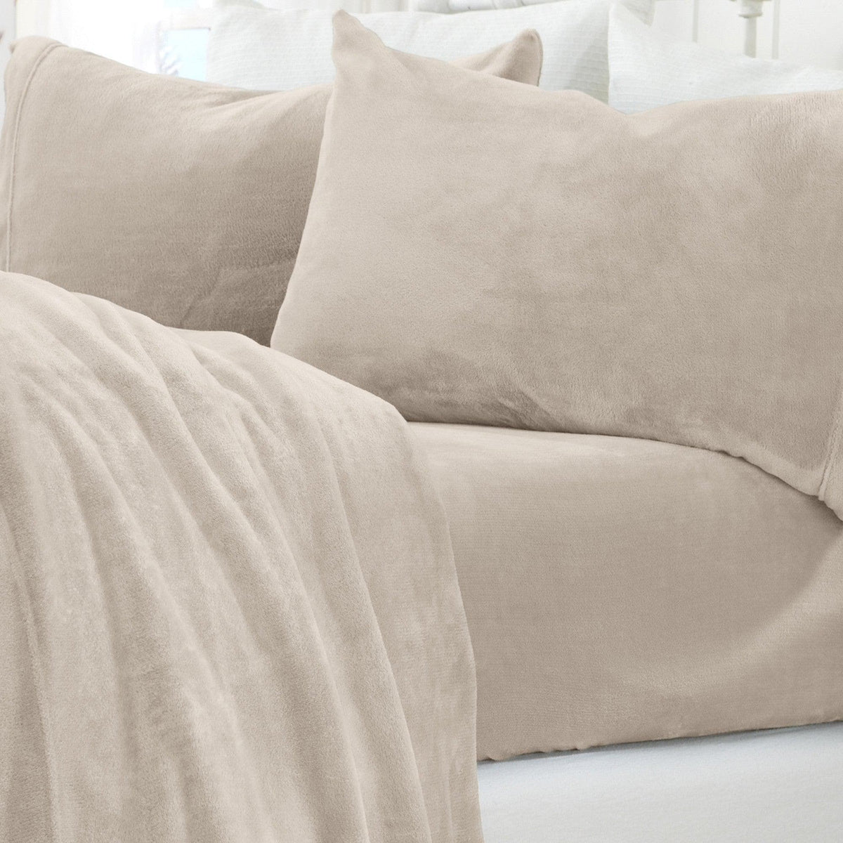 Solid Velvet Plush Sheet Set – Velvet Luxe Collection – view 20