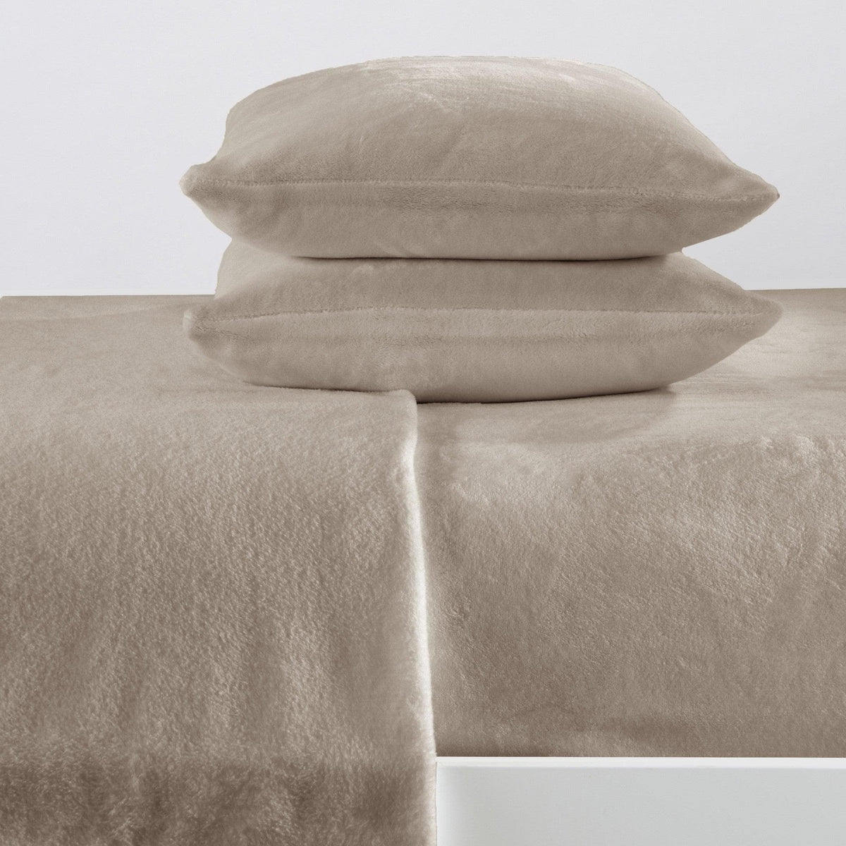 Solid Velvet Plush Sheet Set – Velvet Luxe Collection – view 7