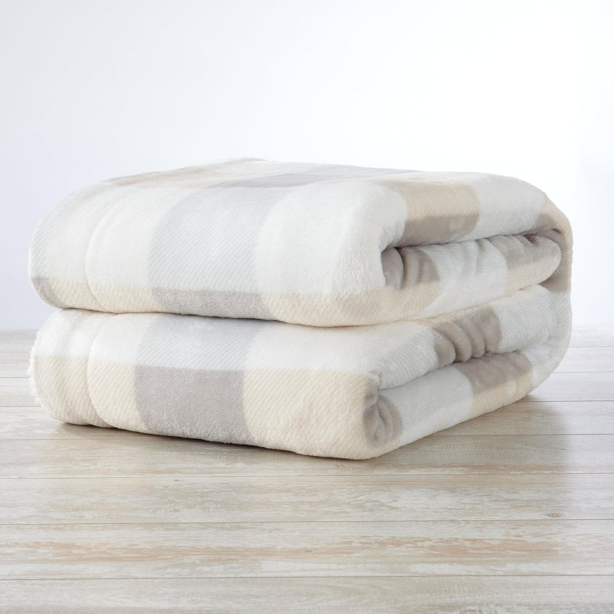 Kinsley Collection Velvet Plush Sherpa Luxury Bed Blanket and Throw – view 81
