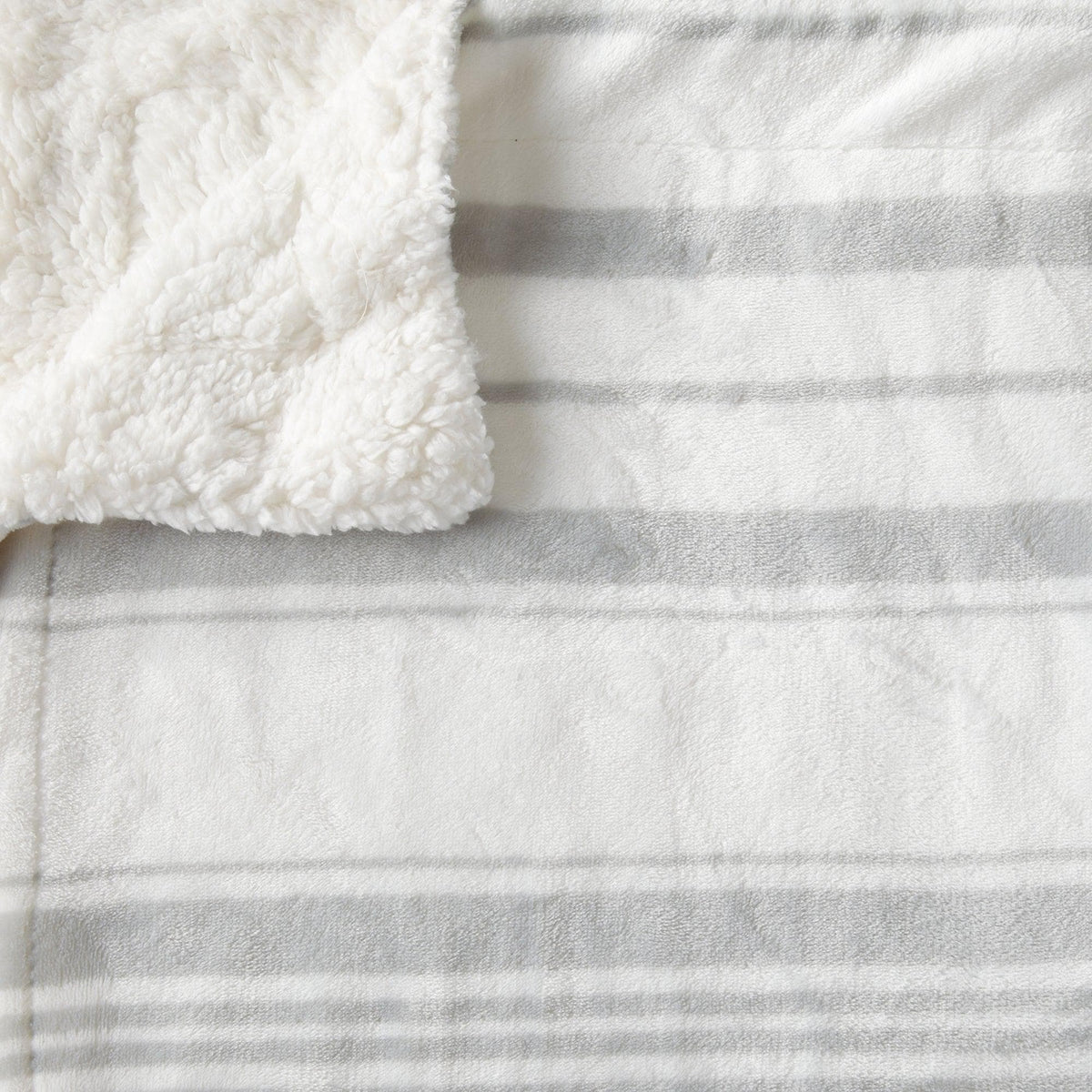 Kinsley Collection Velvet Plush Sherpa Luxury Bed Blanket and Throw – view 59