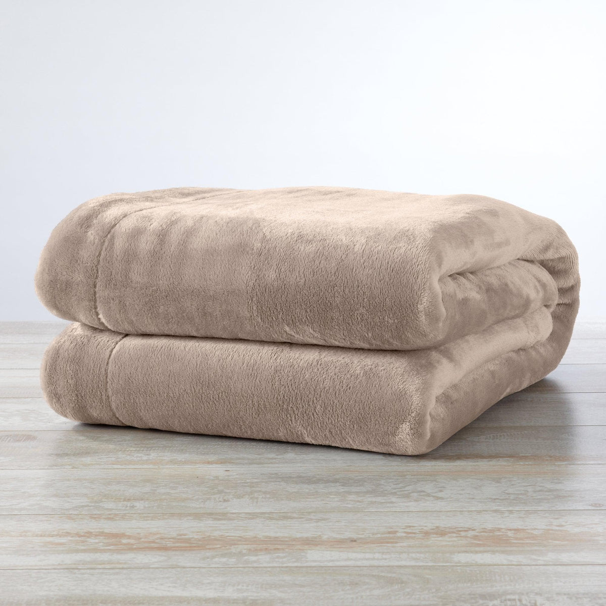 Kinsley Collection Velvet Plush Sherpa Luxury Bed Blanket and Throw – view 12