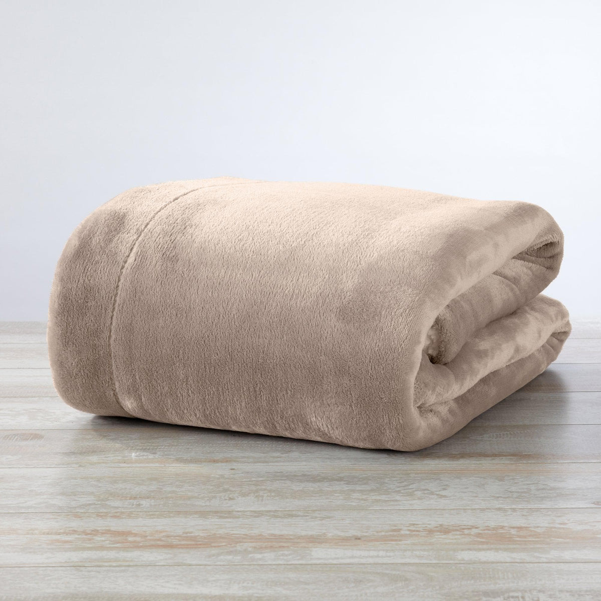 Kinsley Collection Velvet Plush Sherpa Luxury Bed Blanket and Throw – view 13