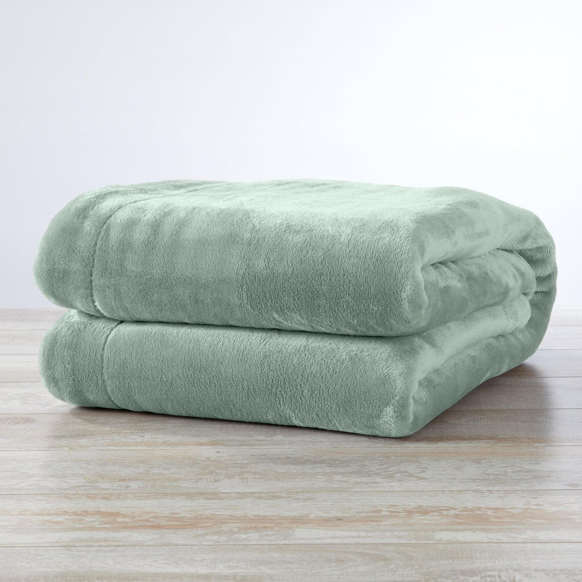 Kinsley Collection Velvet Plush Sherpa Luxury Bed Blanket and Throw – view 26