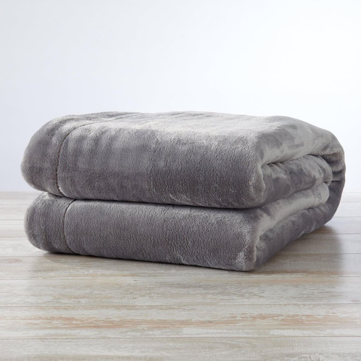 Kinsley Collection Velvet Plush Sherpa Luxury Bed Blanket and Throw – view 46