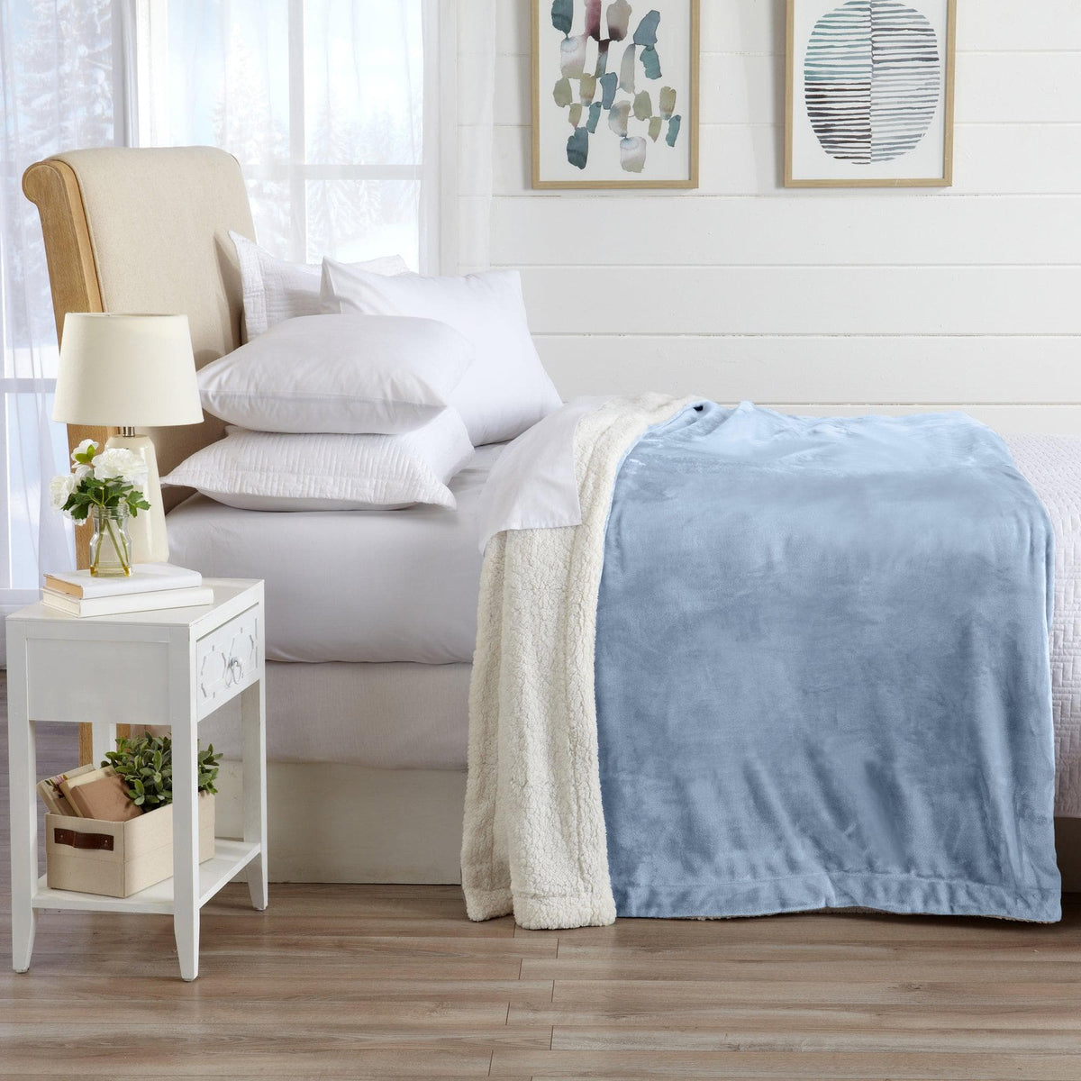 Kinsley Collection Velvet Plush Sherpa Luxury Bed Blanket and Throw – view 3