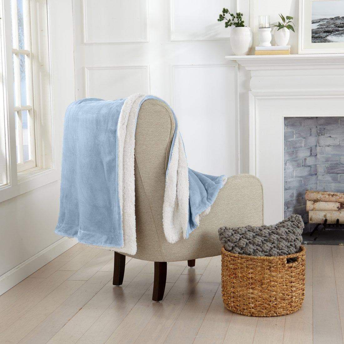 Kinsley Collection Velvet Plush Sherpa Luxury Bed Blanket and Throw – view 2