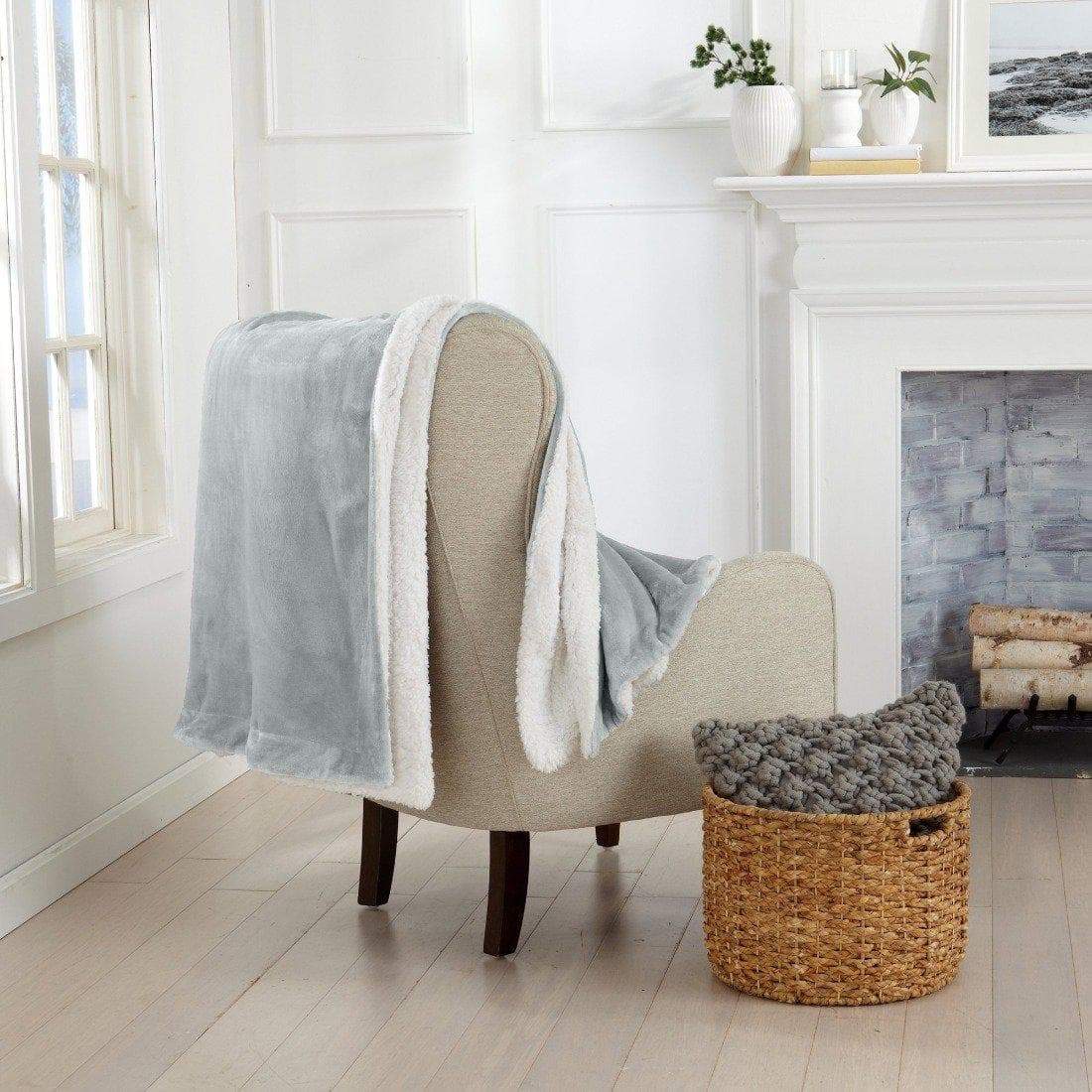 Kinsley Collection Velvet Plush Sherpa Luxury Bed Blanket and Throw – view 50