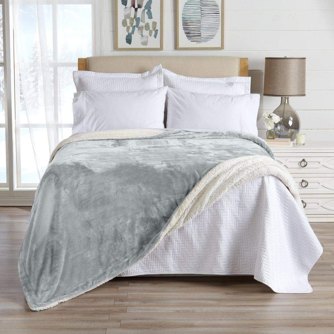 Kinsley Collection Velvet Plush Sherpa Luxury Bed Blanket and Throw – view 49