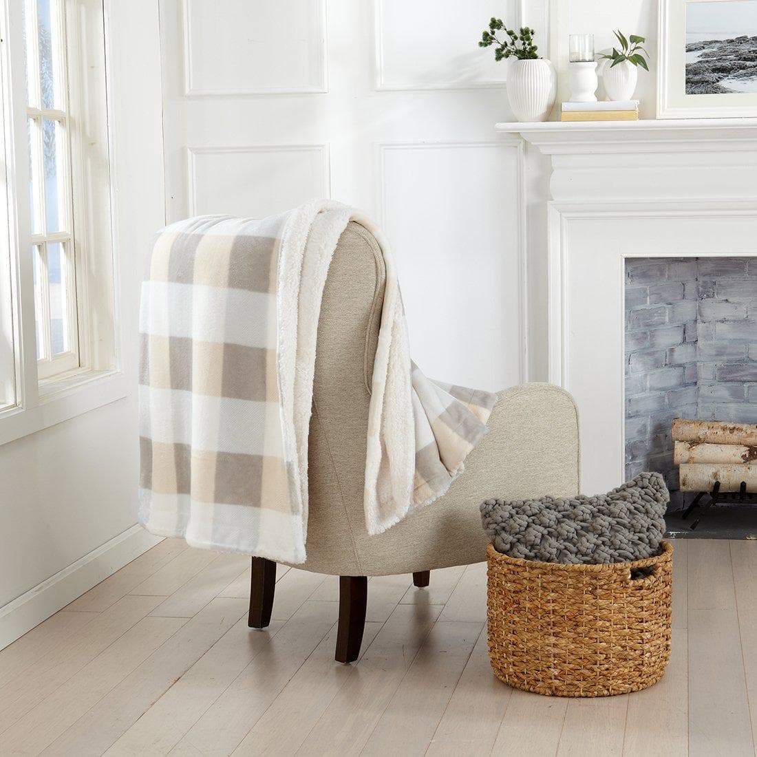 Kinsley Collection Velvet Plush Sherpa Luxury Bed Blanket and Throw – view 78