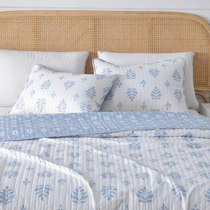 French Floral Lightweight Quilt Set – Colette Collection – view 7