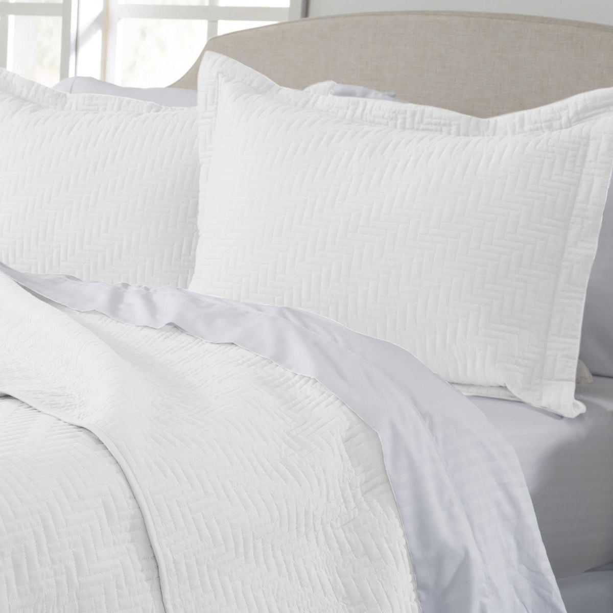 Solid Herringbone Stitched Quilt Set with Shams – Louise Collection – view 2