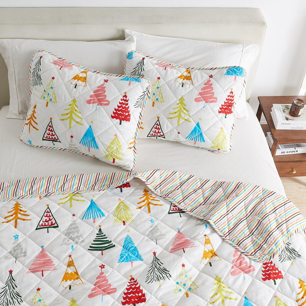 Colorful Holiday Print Quilt Set – Midnight Magic Collection – view 32