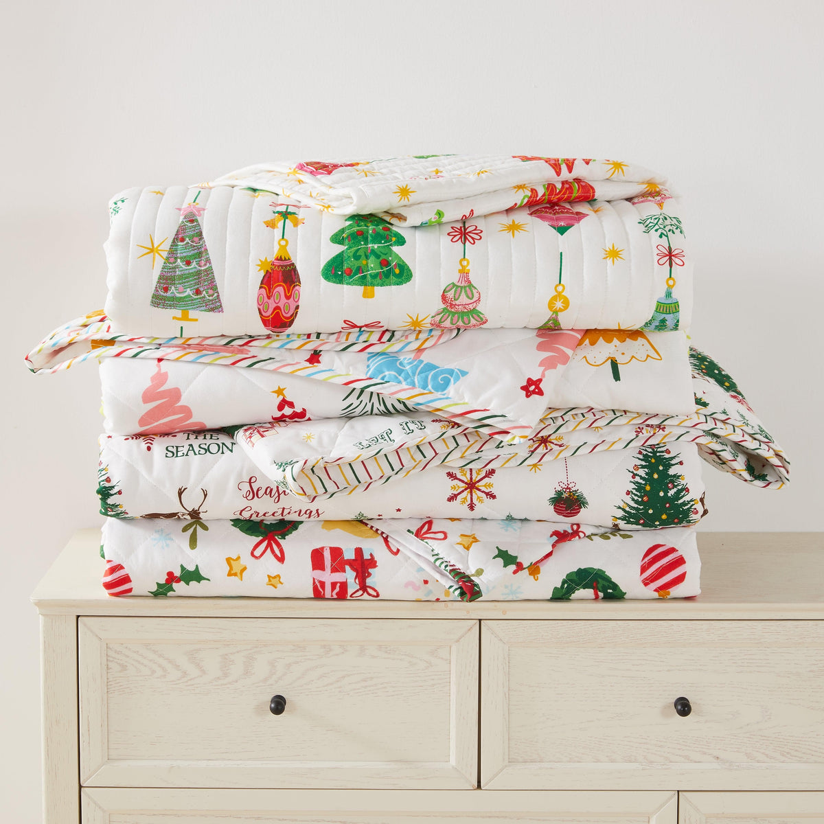 Colorful Holiday Print Quilt Set – Midnight Magic Collection – view 36