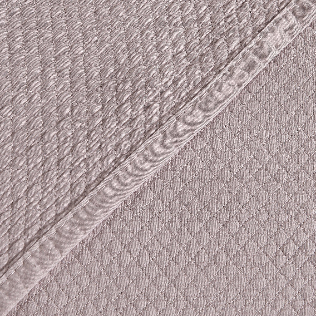 Stonewashed Box-Stitch Relaxed Quilt Set – Vittoria Collection – view 22