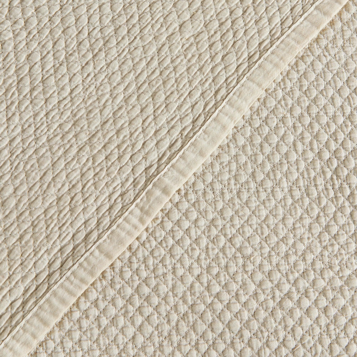 Stonewashed Box-Stitch Relaxed Quilt Set – Vittoria Collection – view 2