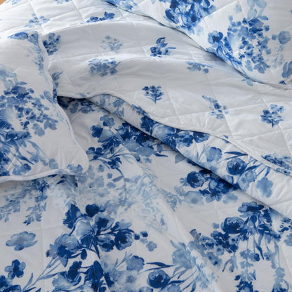 Jacqueline Watercolor Leaves Floral Quilt Set – Three-Piece – view 2