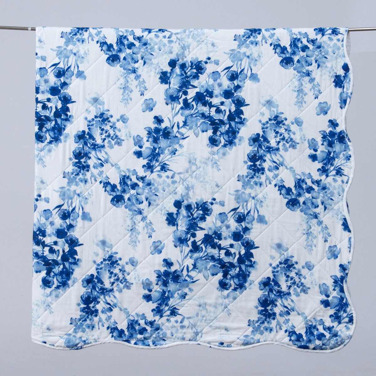 Jacqueline Watercolor Leaves Floral Quilt Set – Three-Piece – view 3
