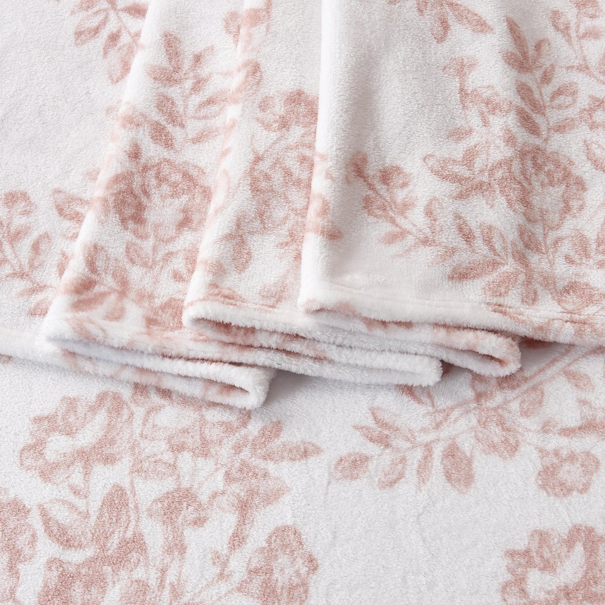 Printed Velvet Plush Sheet Set – Velvet Luxe Lattice Collection – view 28