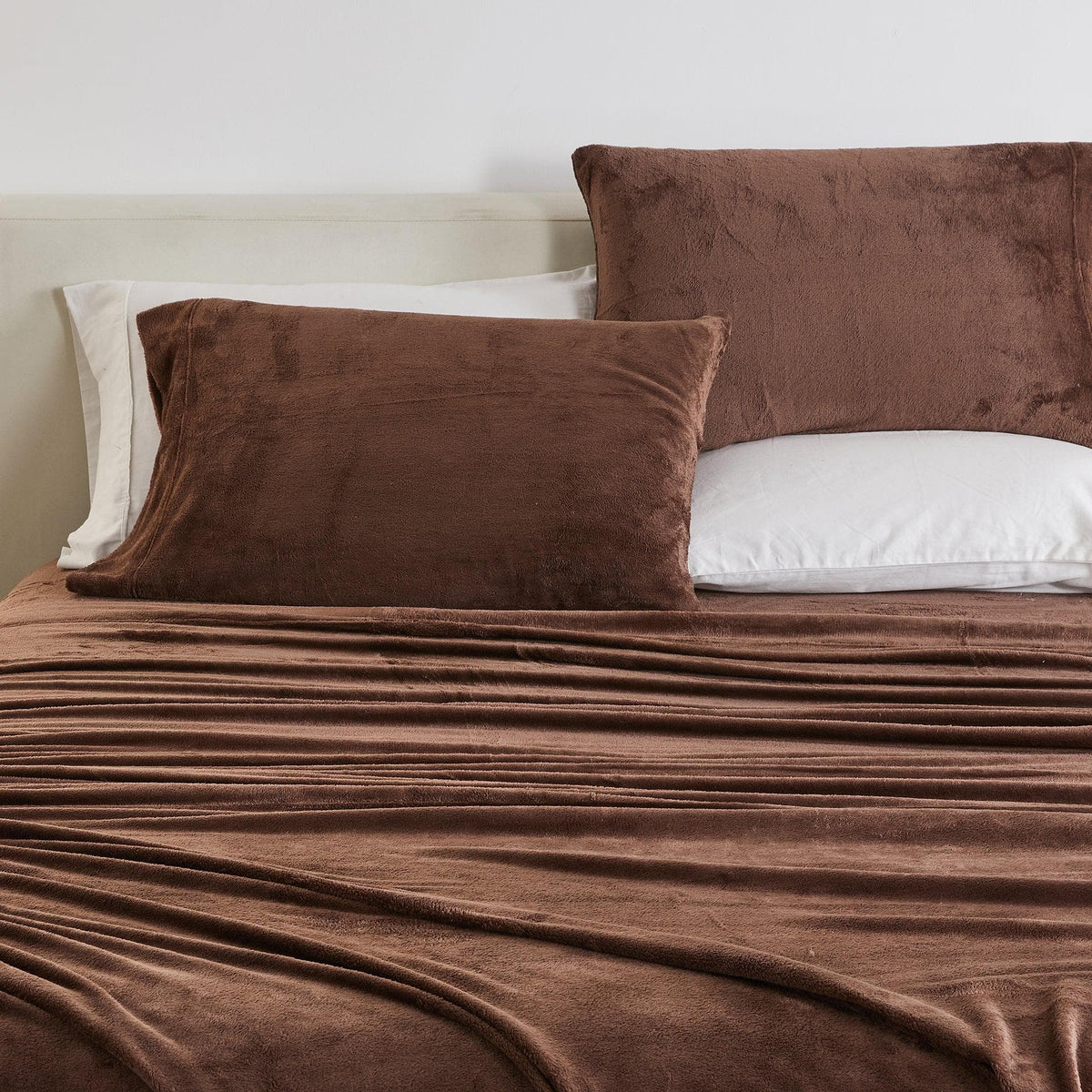 Solid Velvet Plush Sheet Set – Velvet Luxe Collection – view 116