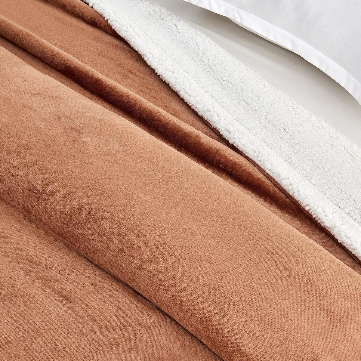 Kinsley Collection Velvet Plush Sherpa Luxury Bed Blanket and Throw – view 99