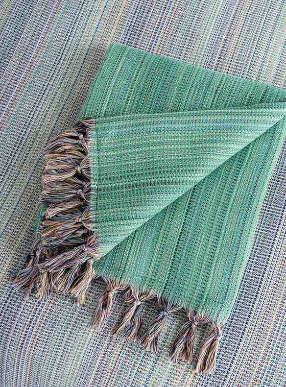 Ala Handwoven Turkish Cotton King Size Blanket – view 5
