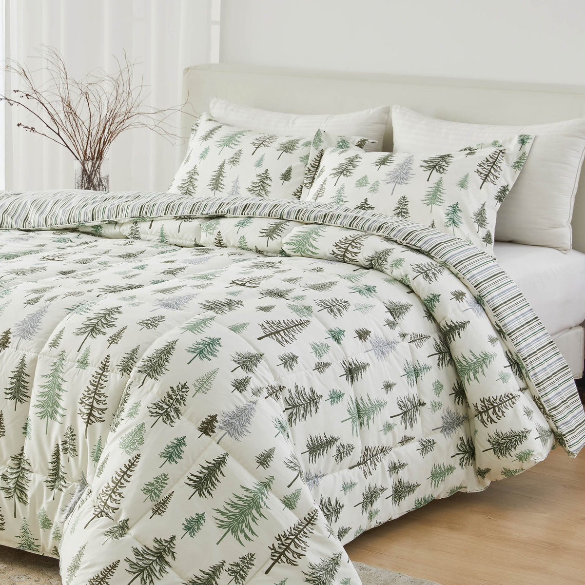 Reversible Holiday and Lodge Comforter and Sham Set – Odette Collection – view 72