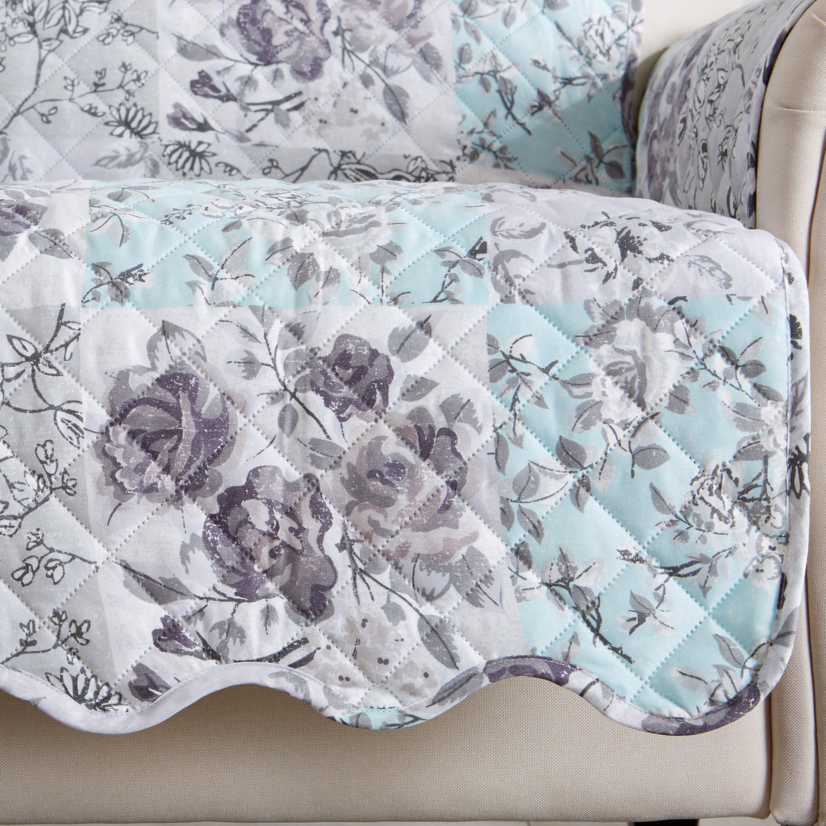 Reversible Floral Patchwork Furniture Protector – Maribel Collection – view 50