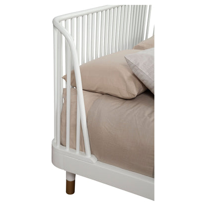 Madelyn White Wood Platform Bed with Slat Back and Gold Legs – view 6