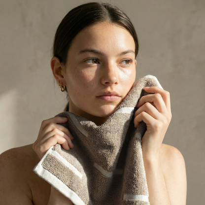 Sorrel Australian Cotton Towels, Plush 600 GSM with Geometric Accents – view 17