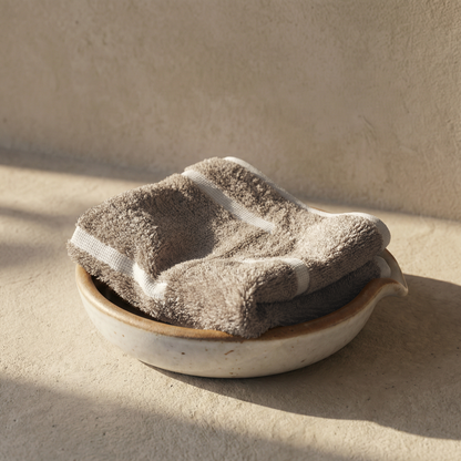 Sorrel Australian Cotton Towels, Plush 600 GSM with Geometric Accents – view 18